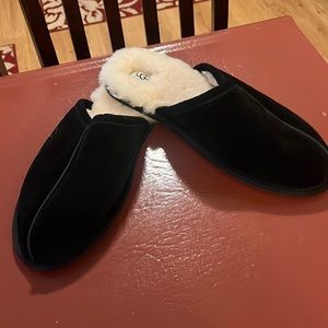 Uggs slippers mens sz 12